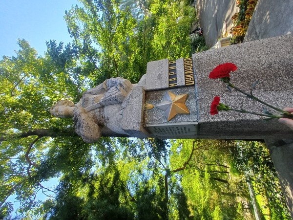 Память сильнее времени: во Владивостоке почтили подвиг Героя Советского Союза Марии Цукановой